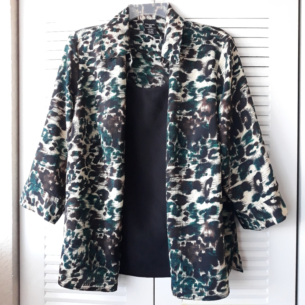 Woman top, GEORGE, size 16W. Black Friday deallll 🏃‍♀️